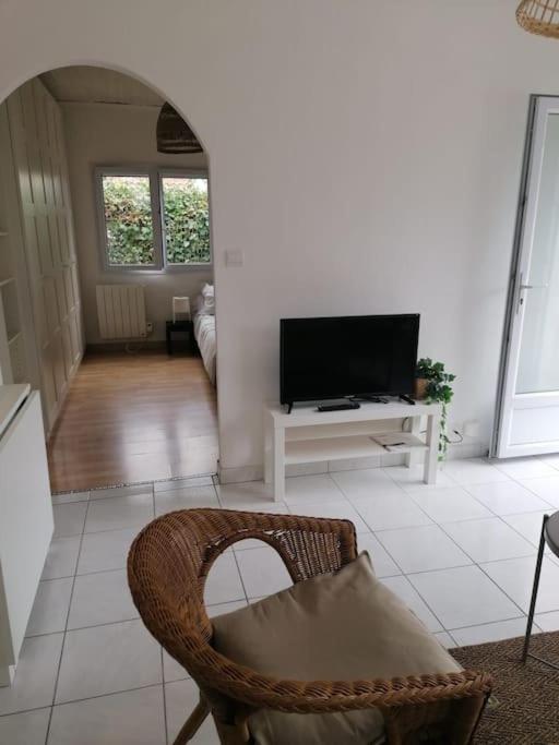 Maison T3 Avec Vue Au Bord De L'Etang Istres Bagian luar foto